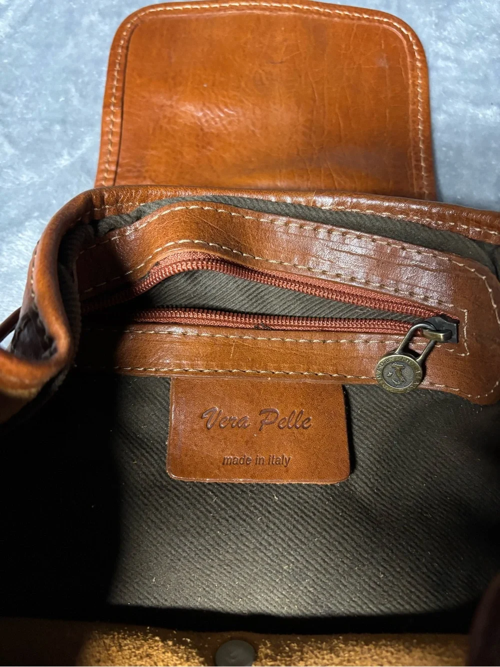 Vera Pelle Tan Leather Drawstring Backpack with Front Buckle Pocket